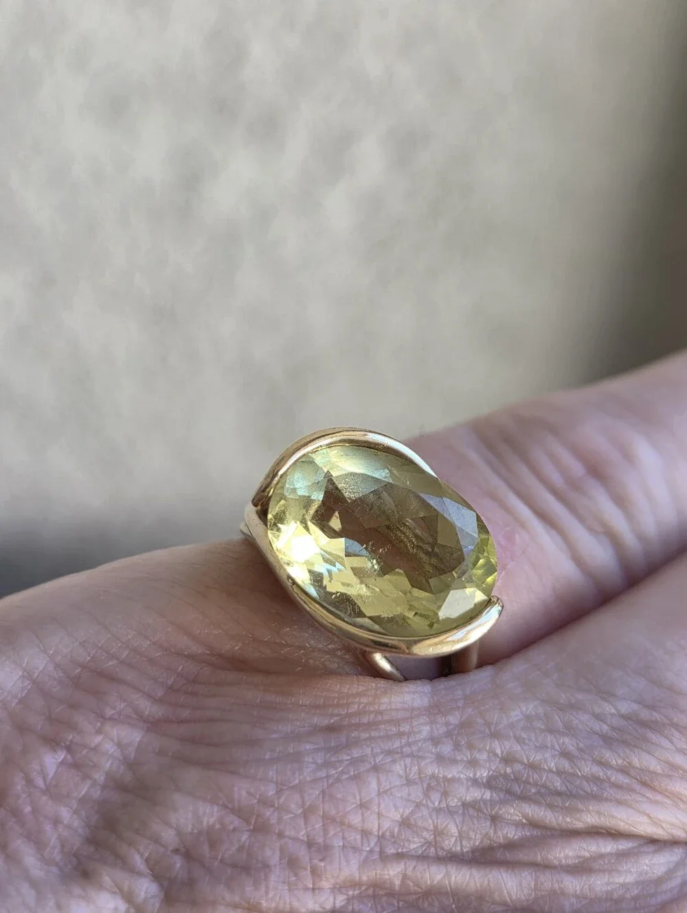 14k Gold Lemon Quartz Ring Sz 6
